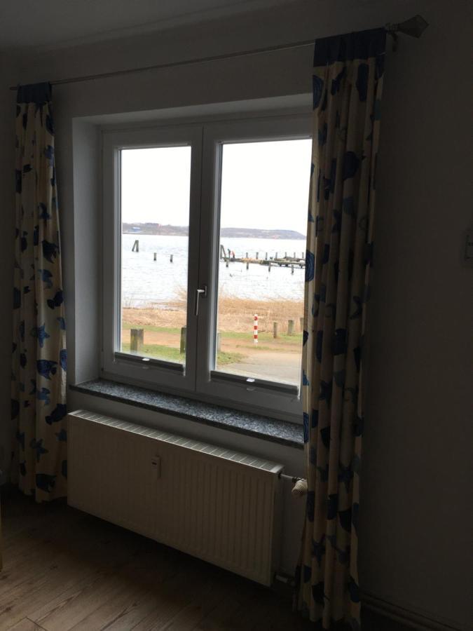 Wohnen Am Seglerhafen Mit Traveblick Im Kontorhaus Viele Extras Apartment Lubeck Exterior photo